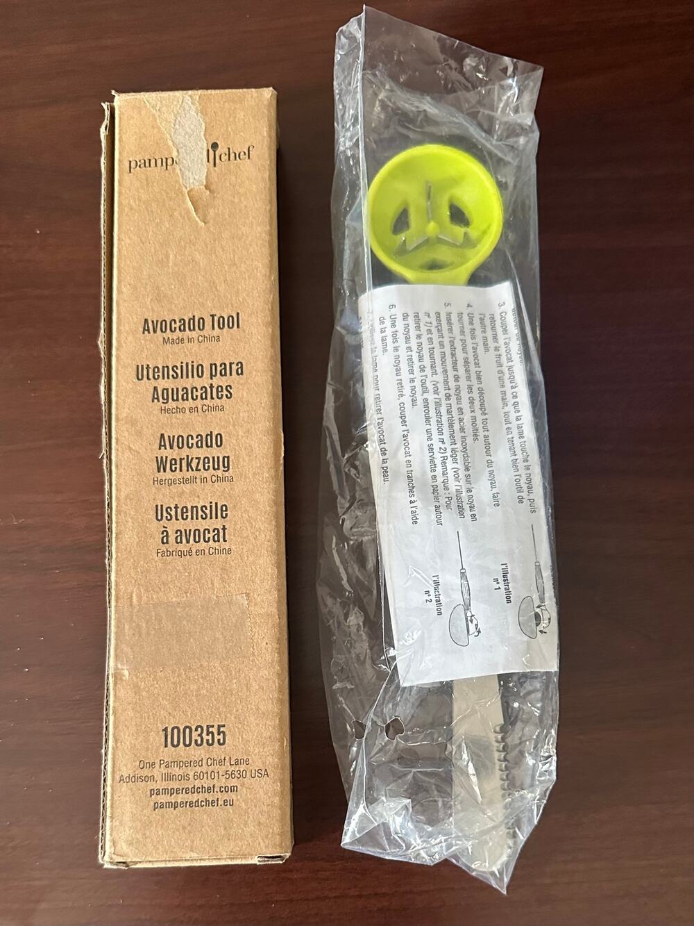 Pampered Chef Avocado Tool #100355 Green Gray Slicer Pitter Knife Spreader
